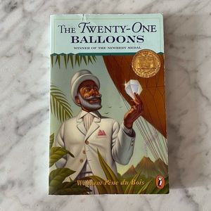 MODERN | The Twenty-One Balloons Paperback Book